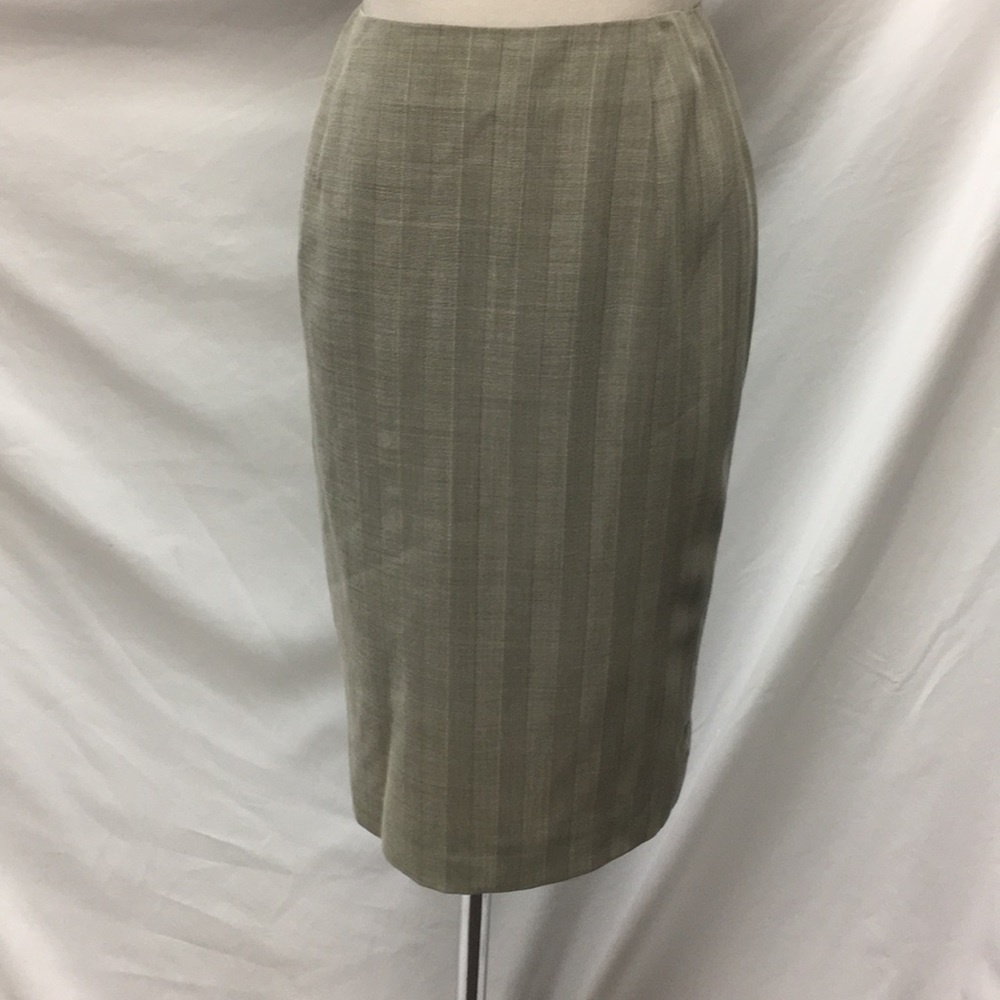 Ellie Tahari Skirt